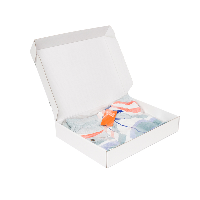 Caja de papel corrugado Kraft personalizado Lipack para ropa con logotipo